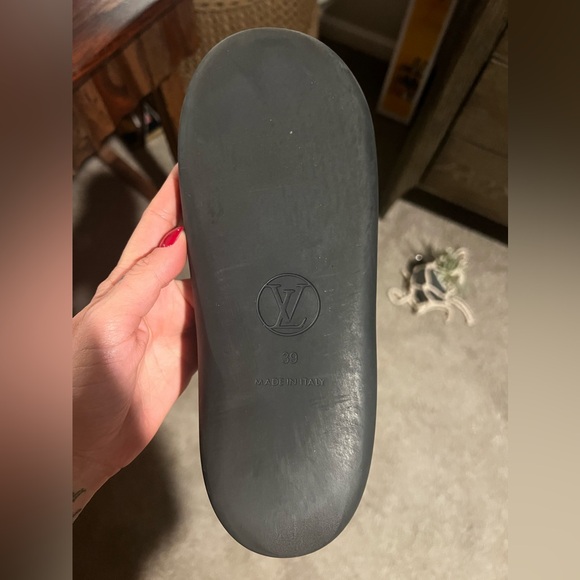Louis Vuitton Sandals - Picture 5 of 5